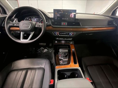 Used 2023 Audi Q5 2.0T Premium w/ Convenience Package AWD/4WD image 17