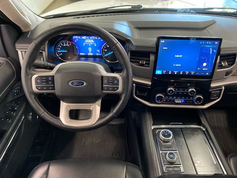 Used 2022 Ford Expedition XLT AWD/4WD image 13
