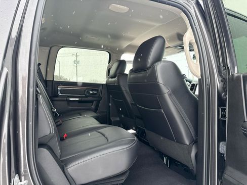 Used 2018 RAM 2500 Laramie AWD/4WD image 39