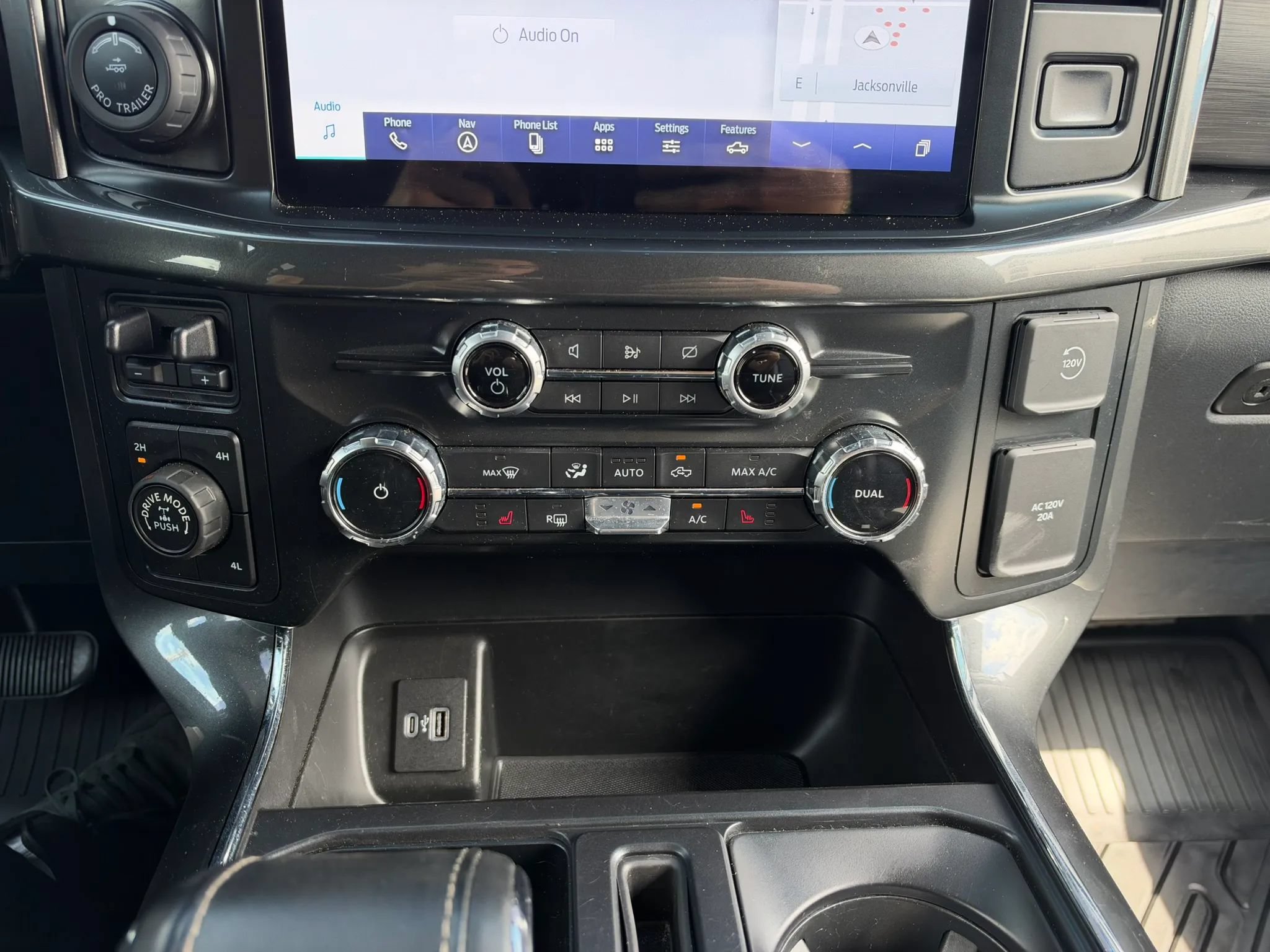 Used 2022 Ford F150 XLT w/ Equipment Group 302A High AWD/4WD image 14