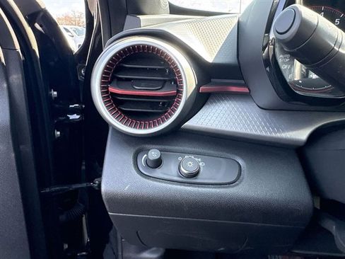 Used 2024 Chevrolet Trax RS w/ Driver Confidence Package image 16