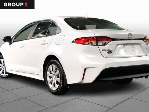 Certified 2023 Toyota Corolla LE image 11