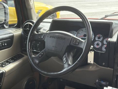 Used 2003 HUMMER H2 w/ Preferred Equipment Group AWD/4WD image 29