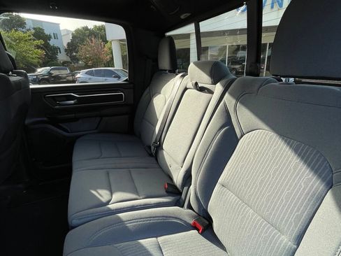 Used 2023 RAM 1500 Big Horn AWD/4WD image 24