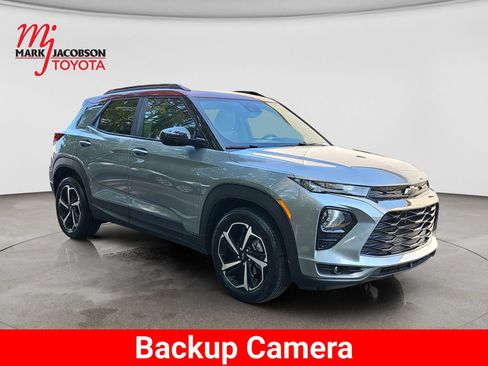 Used 2023 Chevrolet TrailBlazer RS FWD image 5