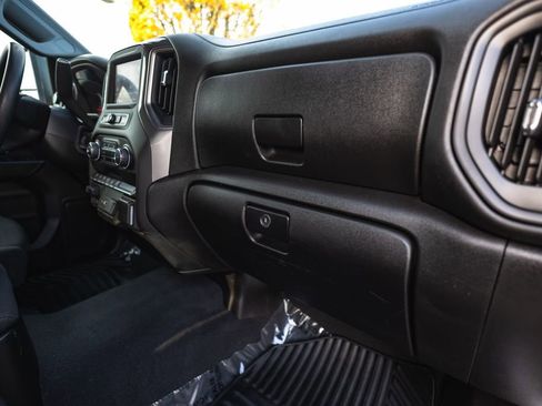 Used 2024 Chevrolet Silverado 2500 Custom w/ Custom Value Package image 27