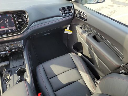 New 2026 Dodge Durango GT image 17
