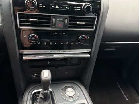 Used 2021 Nissan Armada SL w/ Midnight Edition Package RWD image 17