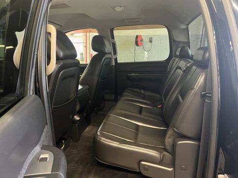 Used 2011 Chevrolet Silverado 1500 LT w/ All-Star Edition image 6