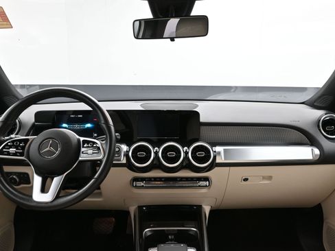 Used 2020 Mercedes-Benz GLB 250 image 18