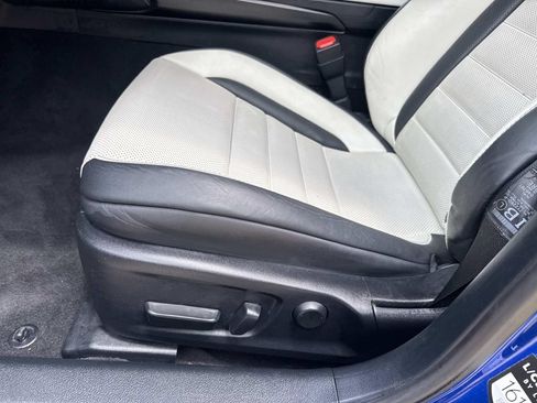 Used 2022 Lexus IS 350 F Sport RWD image 21