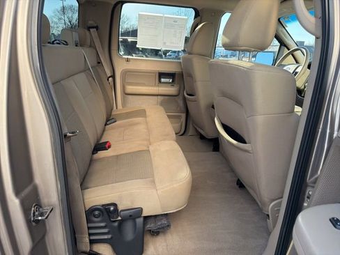 Used 2006 Ford F150 XLT image 9