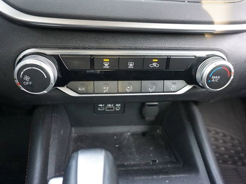 Used 2022 Nissan Altima 2.5 SR image 11