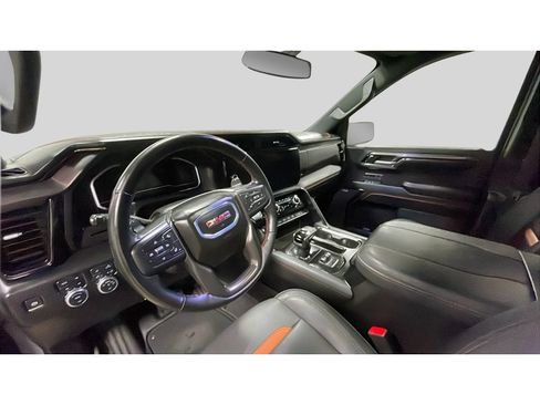 Used 2024 GMC Sierra 1500 AT4 w/ AT4 Premium Package AWD/4WD image 11
