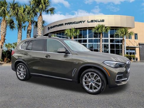 Used 2022 BMW X5 xDrive45e image 2