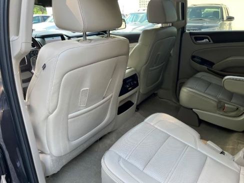 Used 2015 GMC Yukon Denali w/ Premium Package AWD/4WD image 51