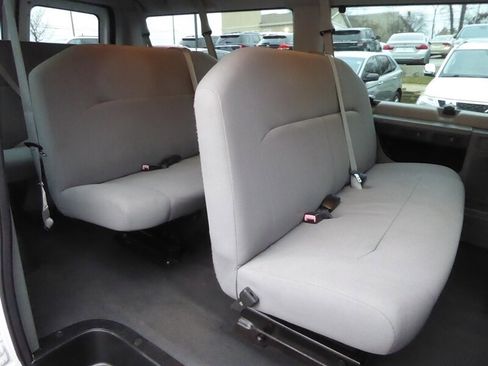 Used 2013 Ford E-350 and Econoline 350 XL image 23
