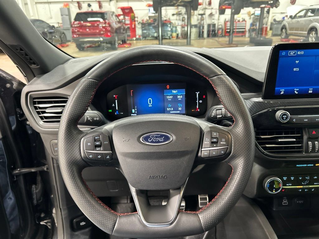 Used 2024 Ford Escape ST-Line AWD/4WD image 15