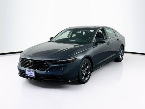 Used 2023 Honda Accord EX-L image 1