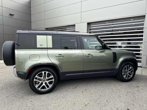 Used 2020 Land Rover Defender 110 HSE AWD/4WD image 7