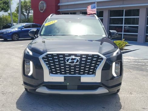 Used 2022 Hyundai Palisade Limited FWD image 2