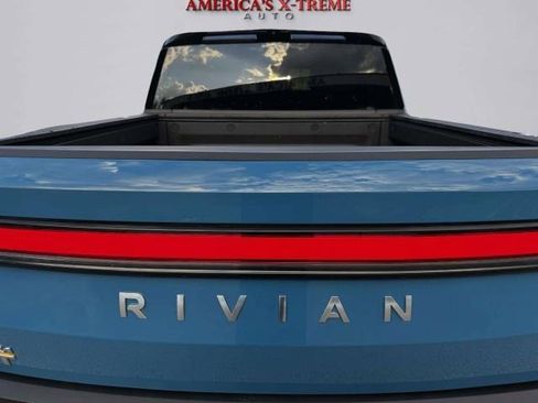 Used 2022 Rivian R1T Adventure AWD/4WD image 19