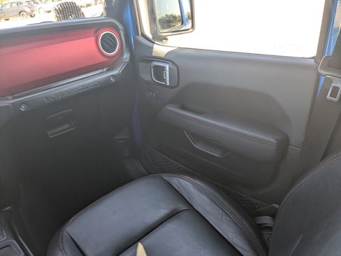 Used 2021 Jeep Wrangler Unlimited Rubicon AWD/4WD image 22