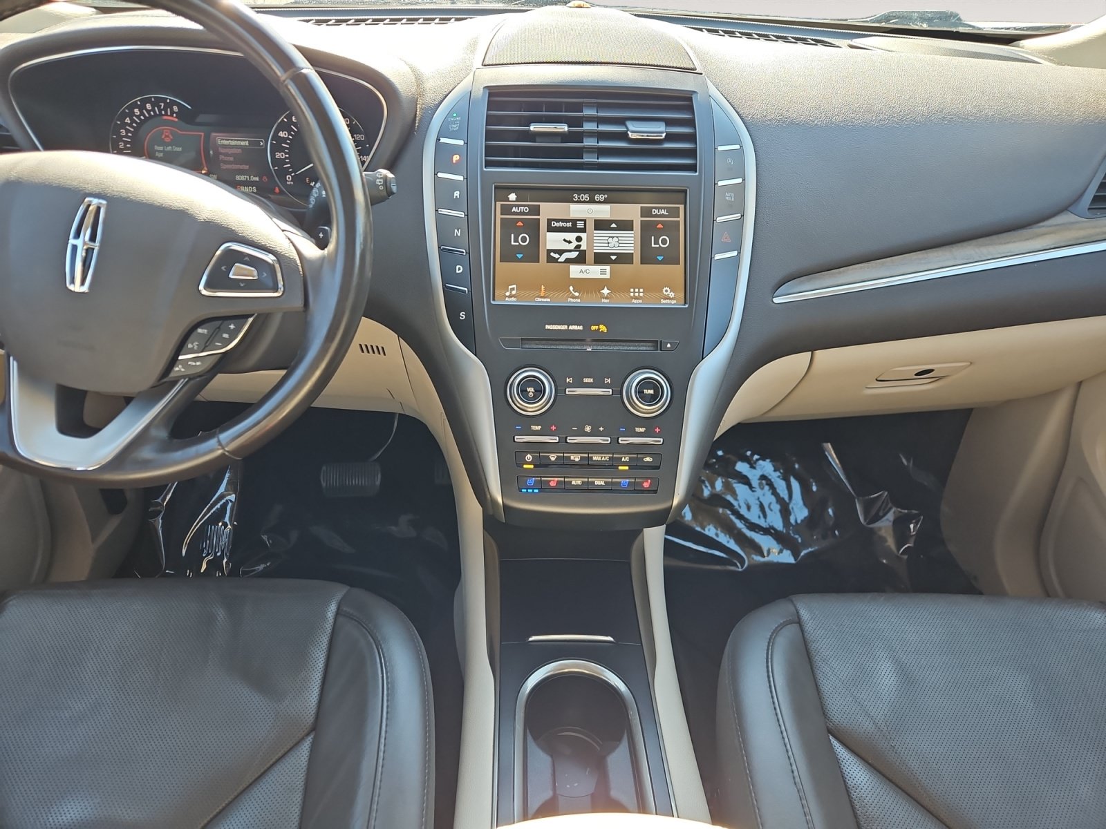 Used 2017 Lincoln MKC Reserve FWD image 11