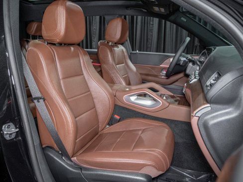 Certified 2026 Mercedes-Benz GLS 450 4MATIC image 15
