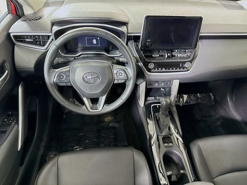 Certified 2024 Toyota Corolla Cross XLE AWD/4WD image 4