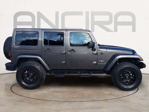 Used 2016 Jeep Wrangler Unlimited Sahara w/ Max Tow Package AWD/4WD image 11
