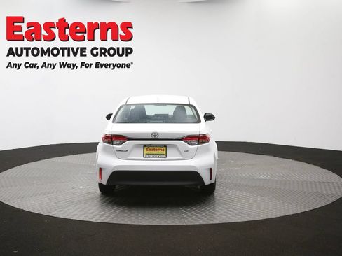 Used 2024 Toyota Corolla LE FWD image 37