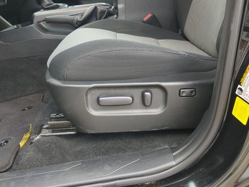 Used 2023 Toyota Tacoma TRD Sport RWD image 18