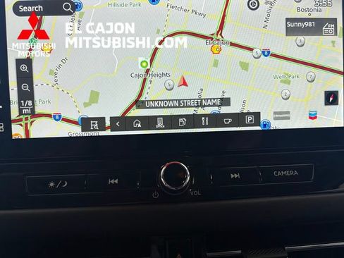 Used 2025 Mitsubishi Outlander SE FWD image 18