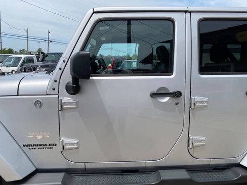 Used 2012 Jeep Wrangler Unlimited Sahara w/ Dual Top Group AWD/4WD image 58