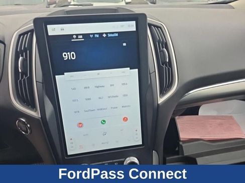 Used 2023 Ford Edge SEL w/ Sport Appearance Package image 22