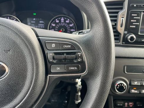 Used 2018 Kia Sportage LX image 19