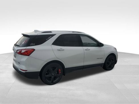 Used 2020 Chevrolet Equinox Premier w/ Premier Redline Edition image 6