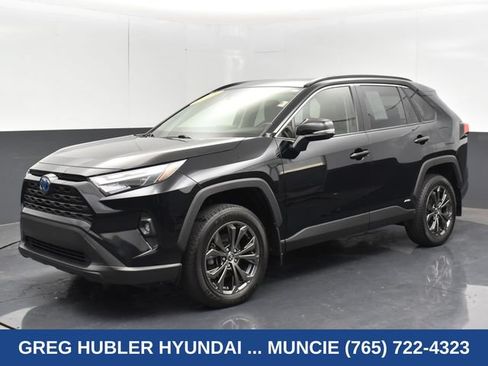 Used 2024 Toyota RAV4 XLE Premium w/ Weather Package AWD/4WD image 16