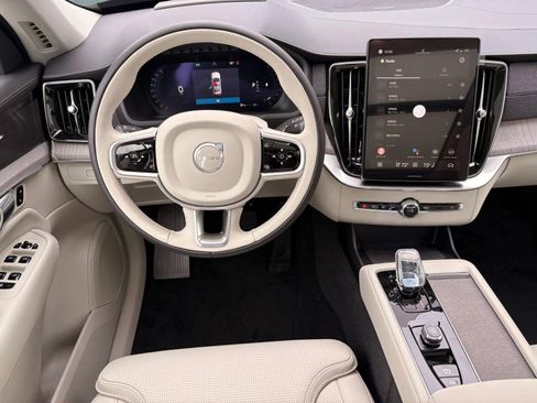 New 2026 Volvo XC90 B6 Ultra w/ Protection Package AWD/4WD image 24