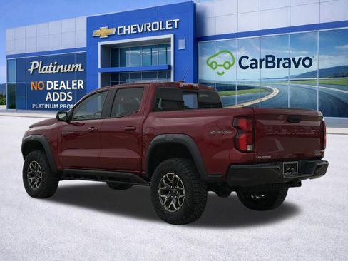 Used 2024 Chevrolet Colorado ZR2 w/ Technology Package image 5