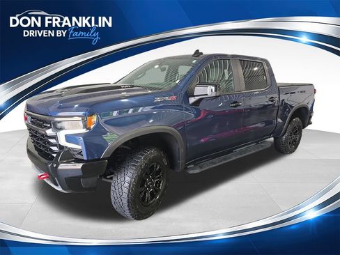 Used 2023 Chevrolet Silverado 1500 ZR2 w/ Technology Package AWD/4WD image 1