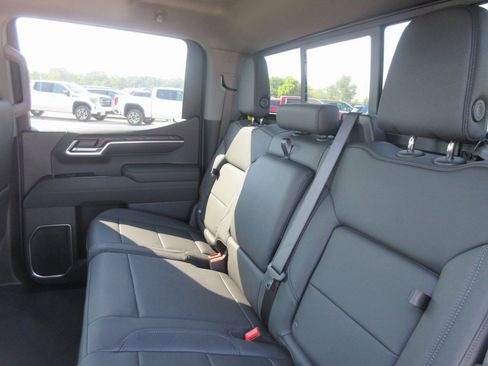 New 2026 GMC Sierra 1500 SLT w/ SLT Premium Plus Package image 16