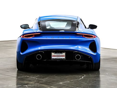 Used 2024 Lotus Emira First Edition image 3