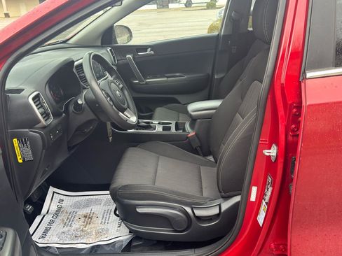 Used 2021 Kia Sportage LX image 14