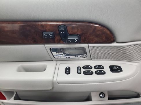 Used 2005 Mercury Grand Marquis LS RWD image 10