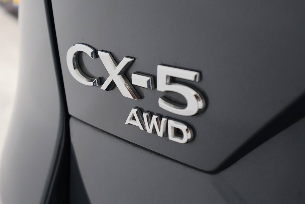 Used 2024 MAZDA CX-5 Carbon Edition AWD/4WD image 11
