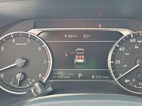 Used 2025 Nissan Rogue SV AWD/4WD image 18