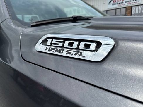 Used 2022 RAM 1500 Big Horn AWD/4WD image 4