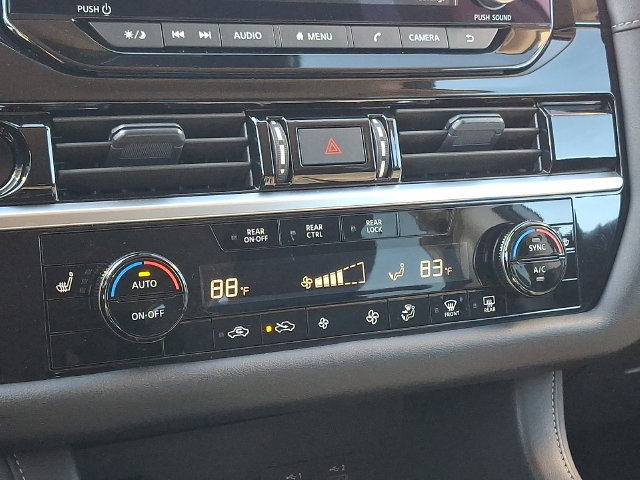 Used 2025 Nissan Pathfinder SV FWD image 15